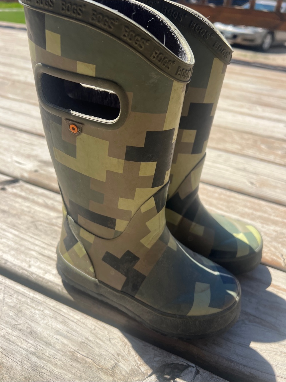 Boys rain boots